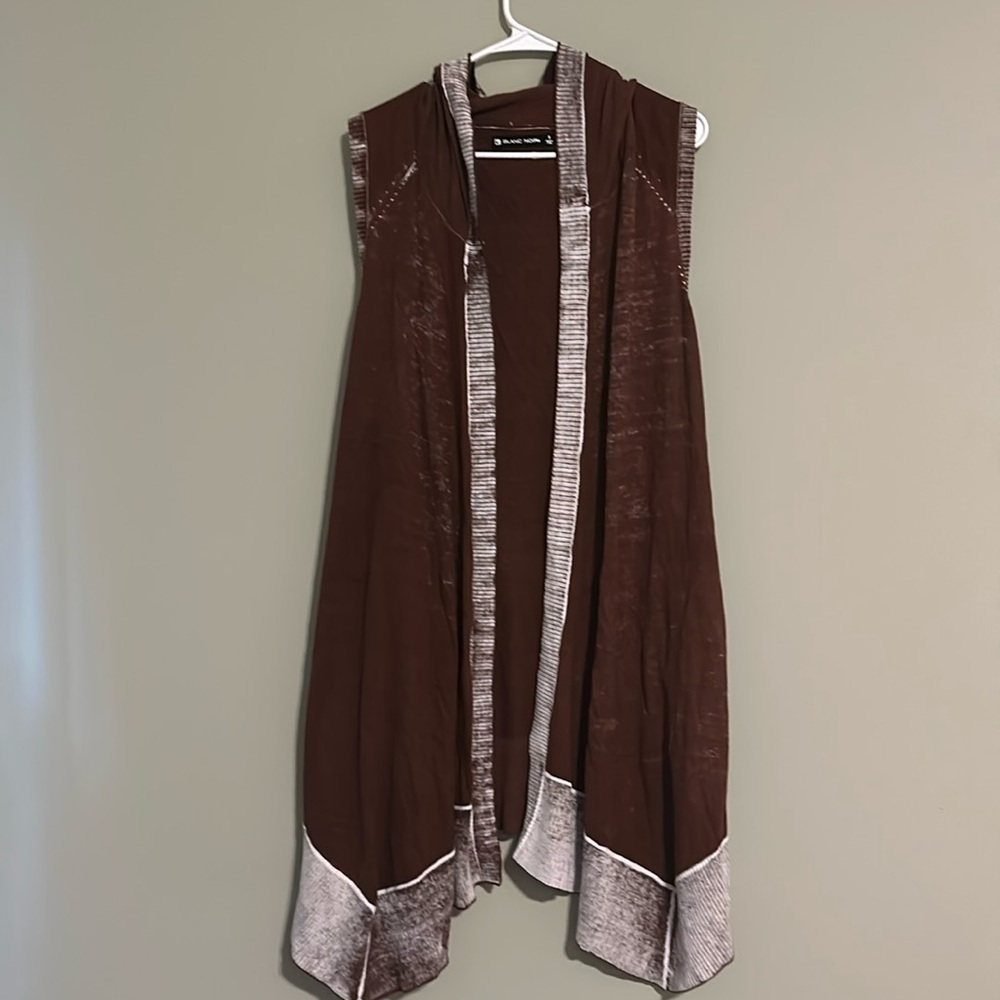 Blanc Noir Huntress Hooded Vest Brown S - Picture 1 of 8